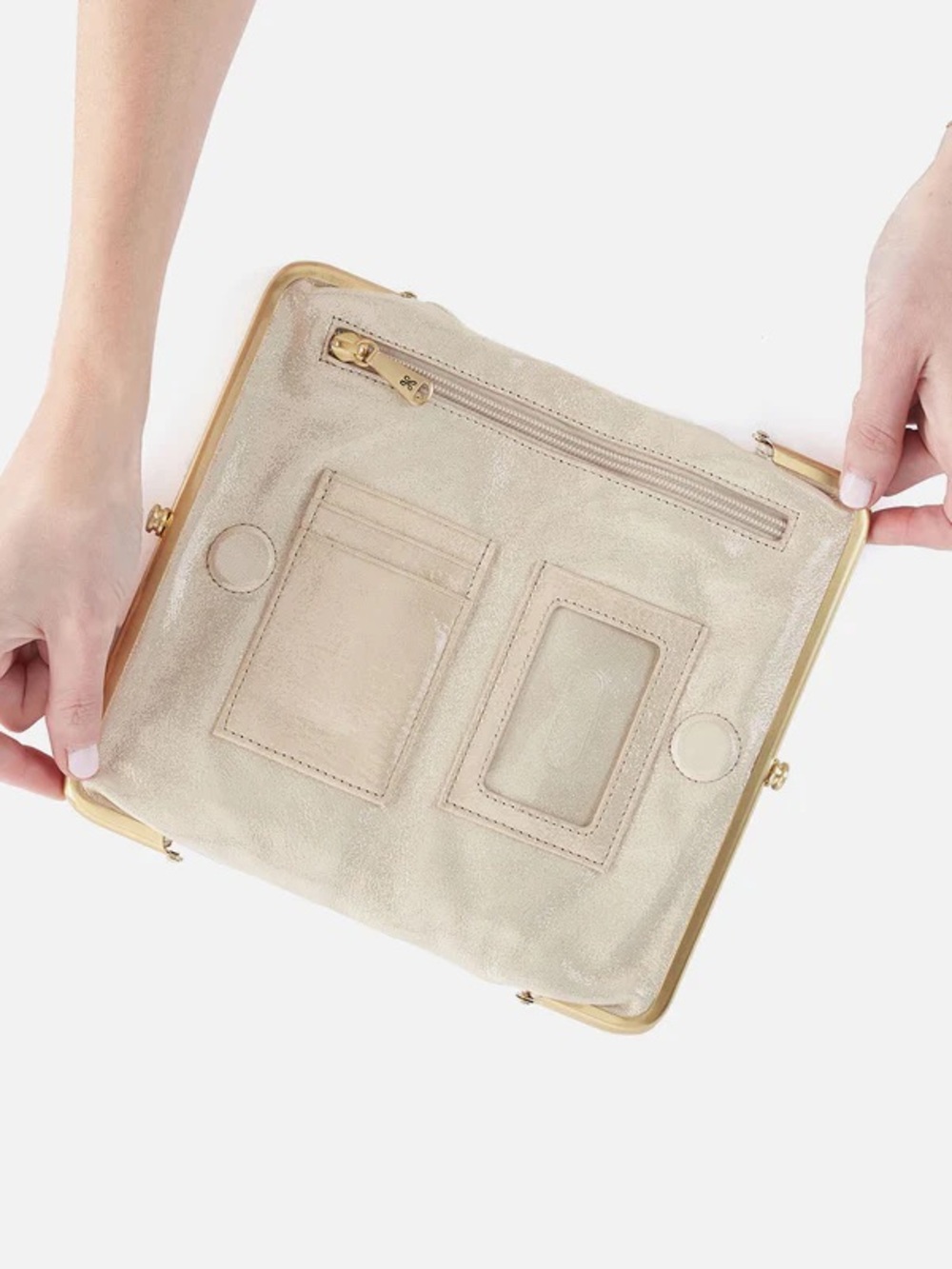 HOBO Lauren wallet in sand - Picture 2 of 6